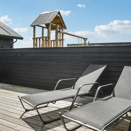 Prázdninový dům Lovely In With Sauna